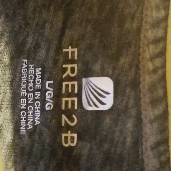 Free2B Gray T-Shirt Large - Picture 3 of 5